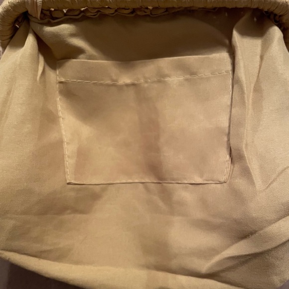 Steve Madden Woven Tan Bag with Gold Chain
NWOT - Picture 10 of 16